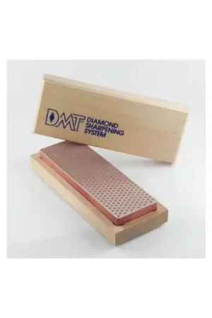 Livraison Express Pierre d'affutage diamant DMT - Grain fin - Support en bois